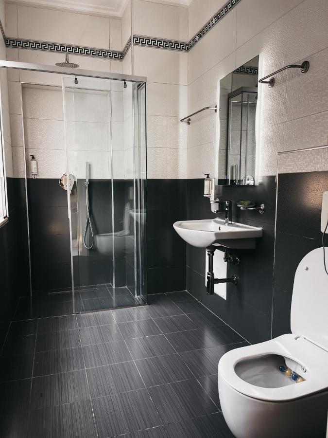 Amansar Boutique Hotel Tirana Eksteriør billede